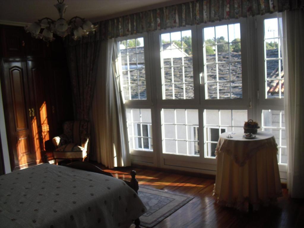 Hotel Pousada Vicente Risco Castro Caldelas Phòng bức ảnh