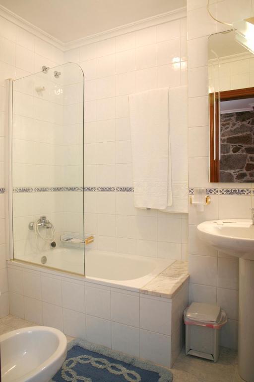 Hotel Pousada Vicente Risco Castro Caldelas Ngoại thất bức ảnh
