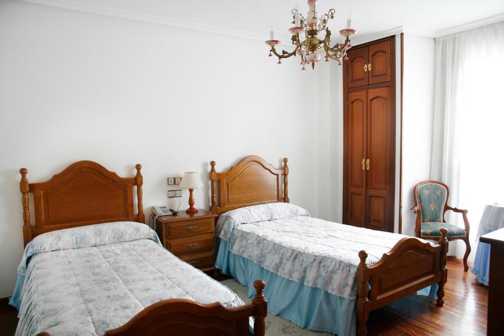 Hotel Pousada Vicente Risco Castro Caldelas Ngoại thất bức ảnh